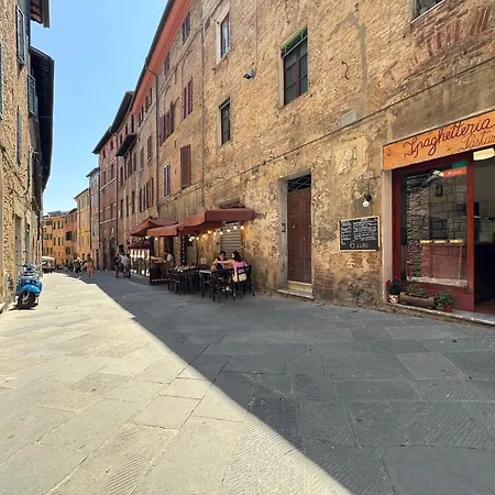 Apartment Le Terrazze Di Camollia Siena